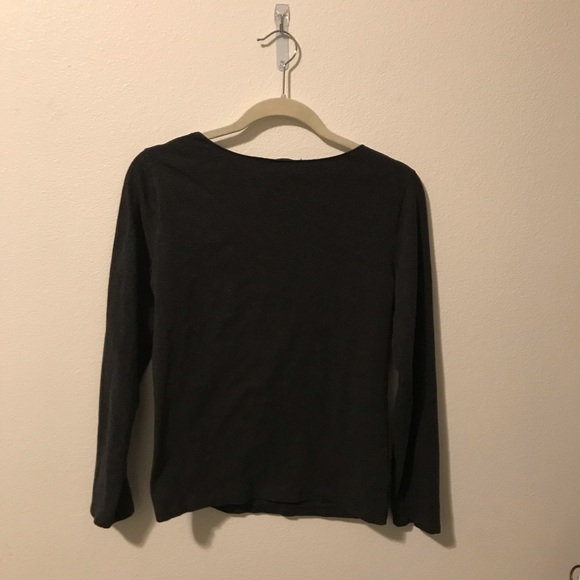 Form fitting top - Picture 2 of 2